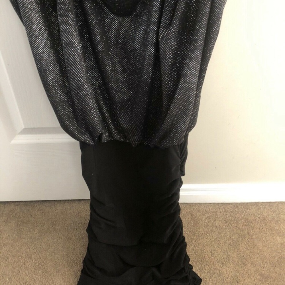 FD Dress - Picture 2 of 5